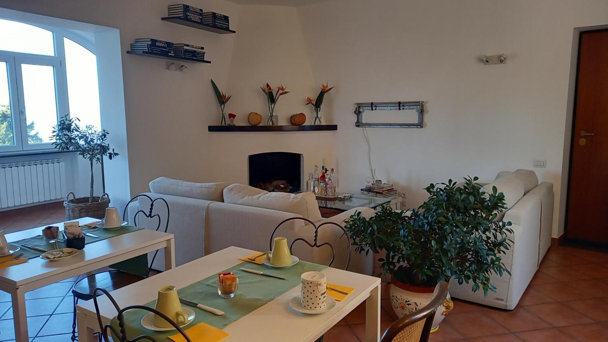 La Casa Del Sole Bed & Breakfast