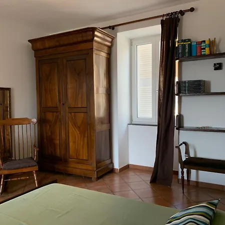 La Casa Del Sole Bed & Breakfast Vico Equense Room photo